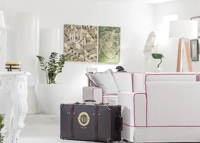 Archipelagos - Small Luxury Of The World Kalo Livadi