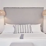 Archipelagos - Small Luxury Of The World Kalo Livadi